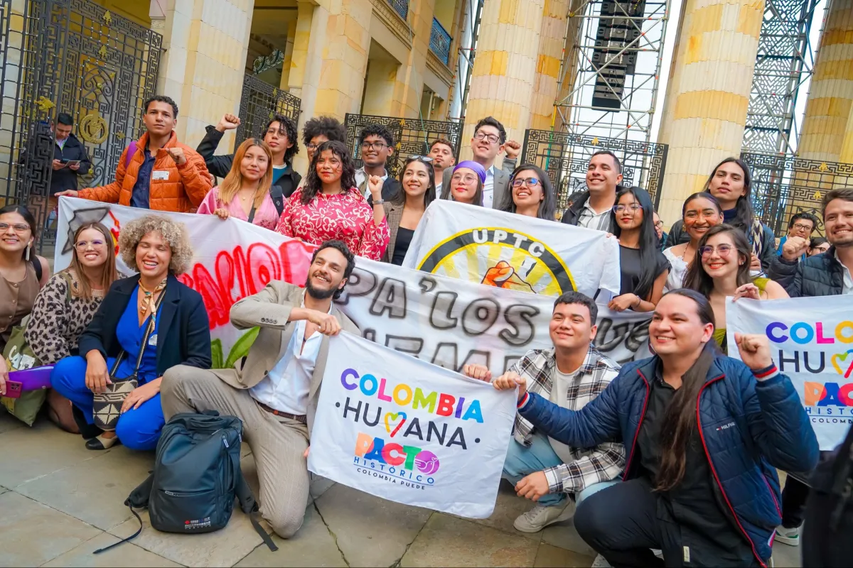 MinEducación celebra aprobación de reforma a Ley 30: "La educación se consolida como derecho y no como negocio"