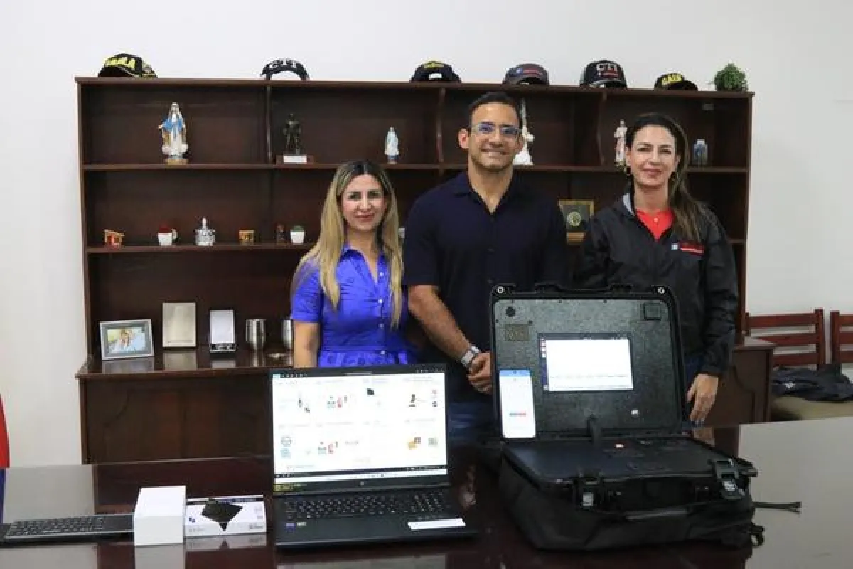 Montería recibe moderno equipo tecnológico para investigación criminal.