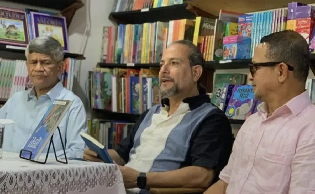 Jurado evalúa trabajos del Premio de Periodismo de Sincelejo 2025.